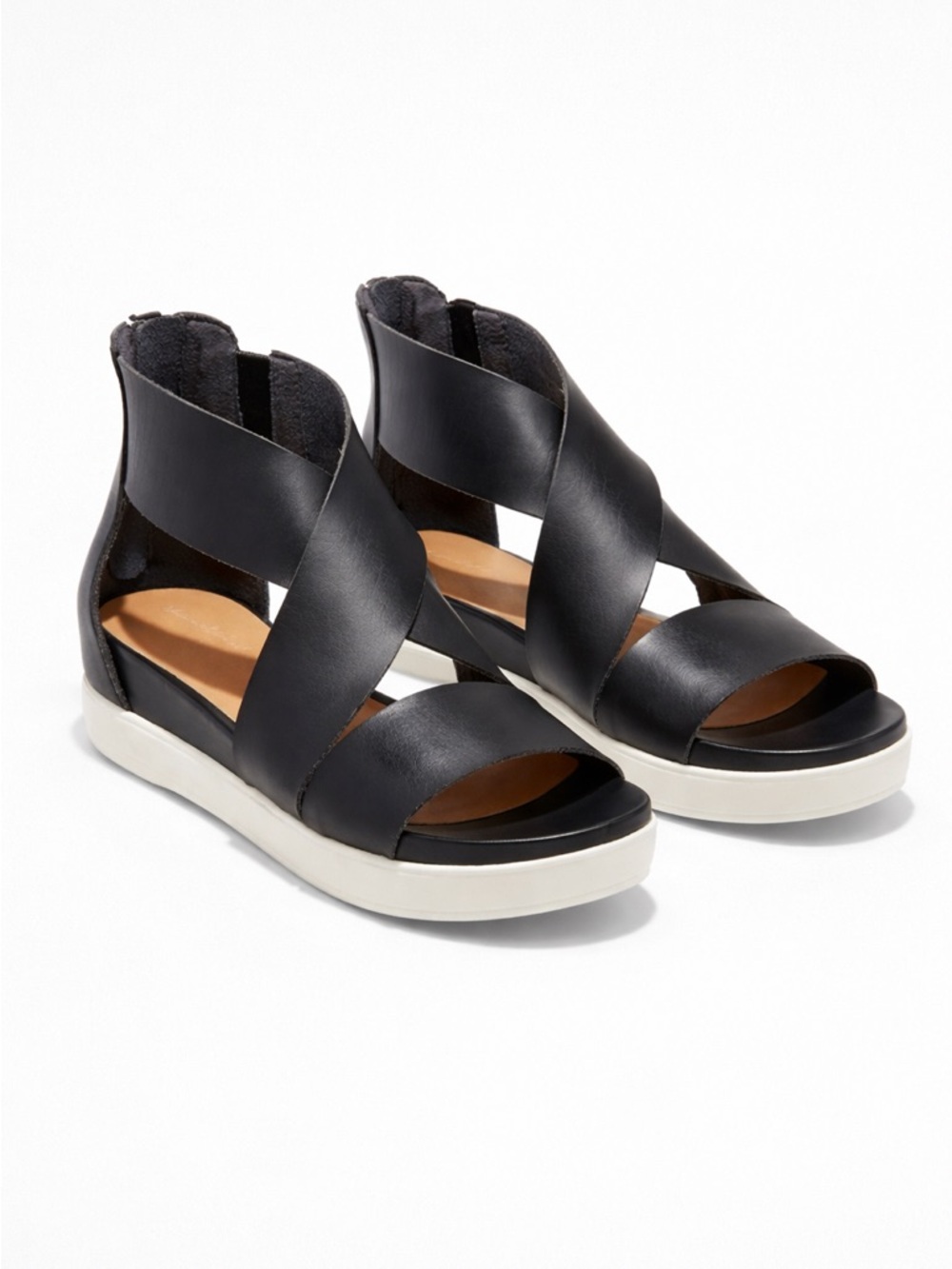 Universal Thread Black Platform Sandals
